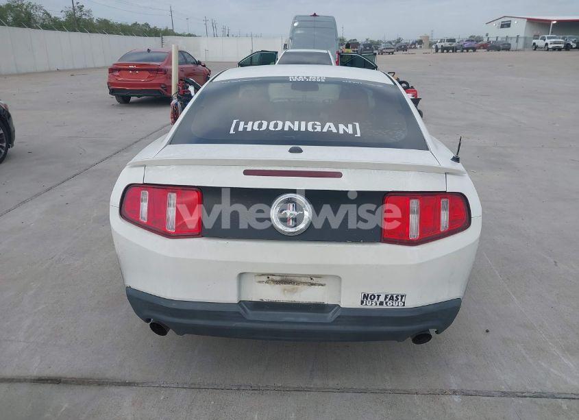 Photo 16 of 2011 Ford Mustang V6 PREMIUM (VIN 1ZVBP8AM2B5125508)