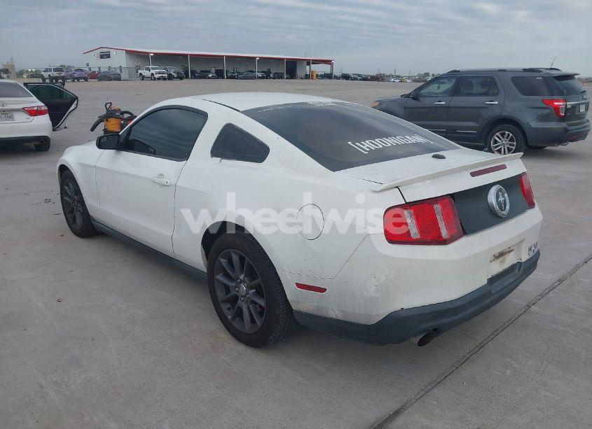 Photo 3 of 2011 Ford Mustang V6 PREMIUM (VIN 1ZVBP8AM2B5125508)