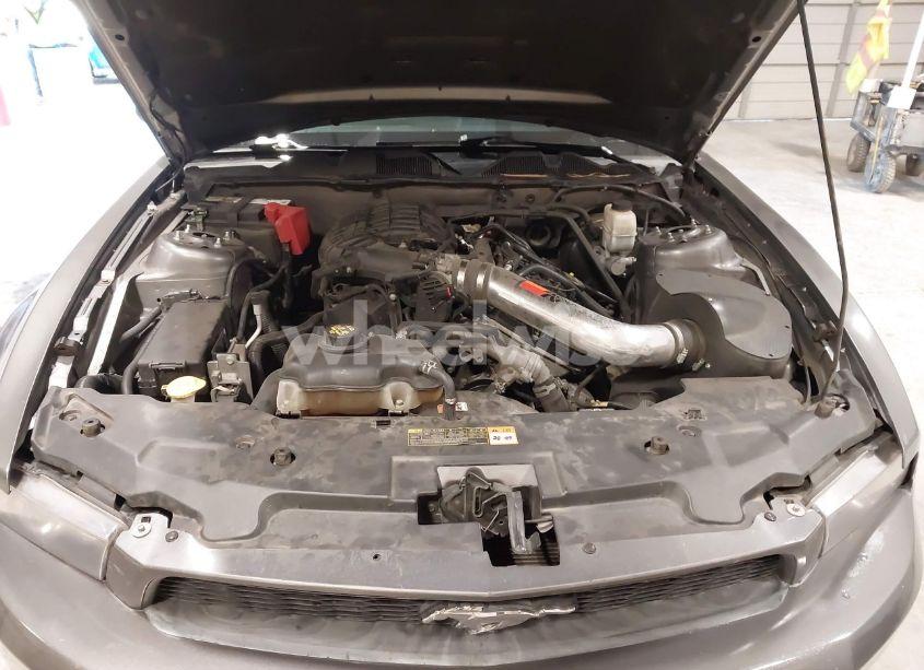 Photo 10 of 2011 Ford Mustang V6 PREMIUM (VIN 1ZVBP8AM2B5166575)