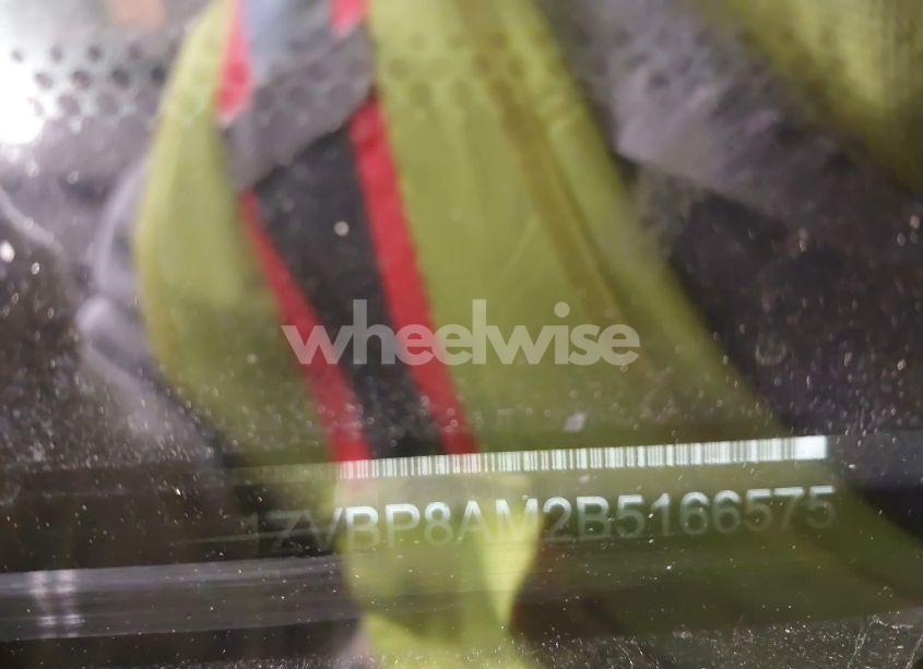 Photo 9 of 2011 Ford Mustang V6 PREMIUM (VIN 1ZVBP8AM2B5166575)