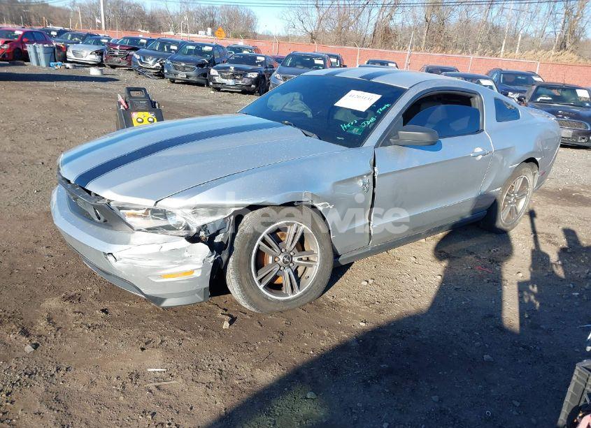 Photo 2 of 2012 Ford Mustang V6 PREMIUM (VIN 1ZVBP8AM2C5205652)