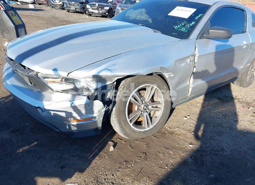 Photo 6 of 2012 Ford Mustang V6 PREMIUM (VIN 1ZVBP8AM2C5205652)