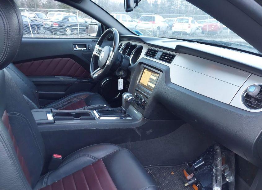 Photo 5 of 2012 Ford Mustang V6 PREMIUM (VIN 1ZVBP8AM2C5258125)