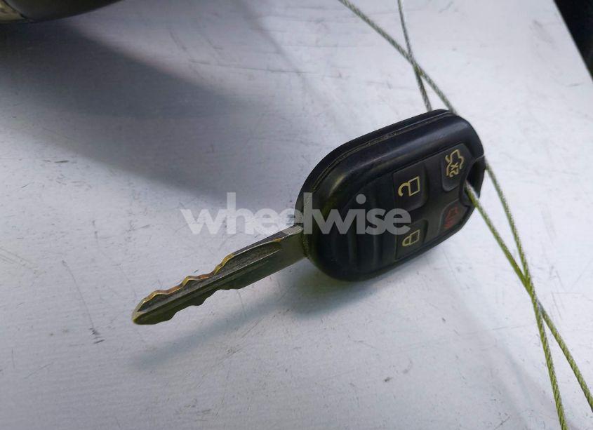 Photo 11 of 2013 Ford Mustang V6 PREMIUM (VIN 1ZVBP8AM2D5250074)