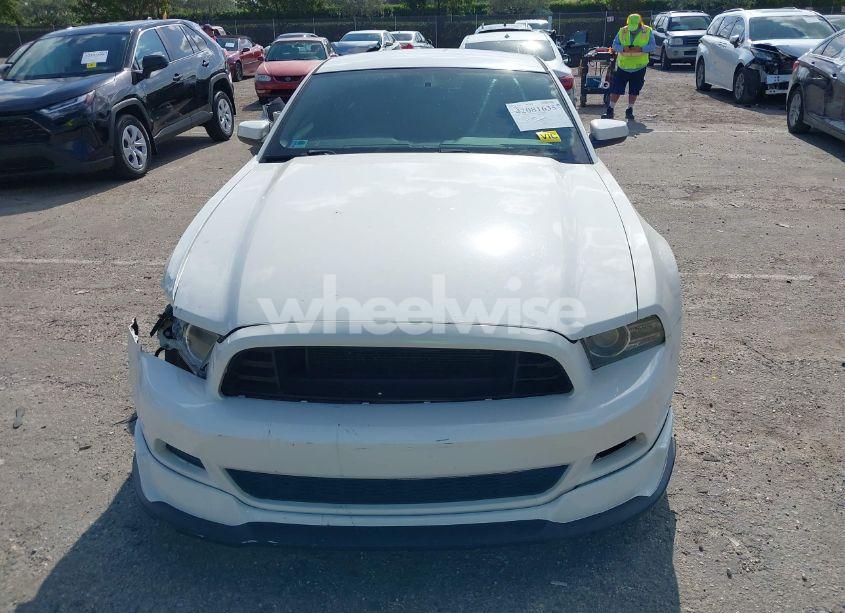 Photo 12 of 2013 Ford Mustang V6 PREMIUM (VIN 1ZVBP8AM2D5250074)