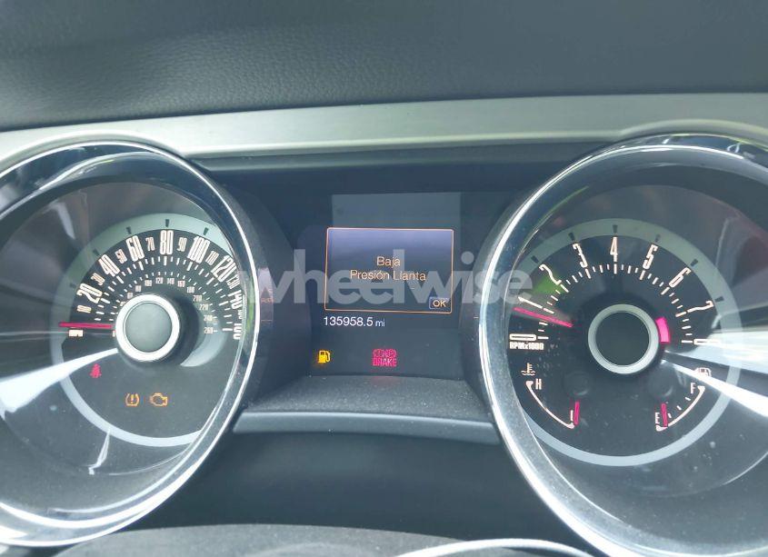 Photo 7 of 2013 Ford Mustang V6 PREMIUM (VIN 1ZVBP8AM2D5250074)