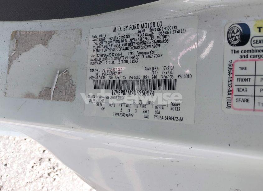 Photo 9 of 2013 Ford Mustang V6 PREMIUM (VIN 1ZVBP8AM2D5250074)