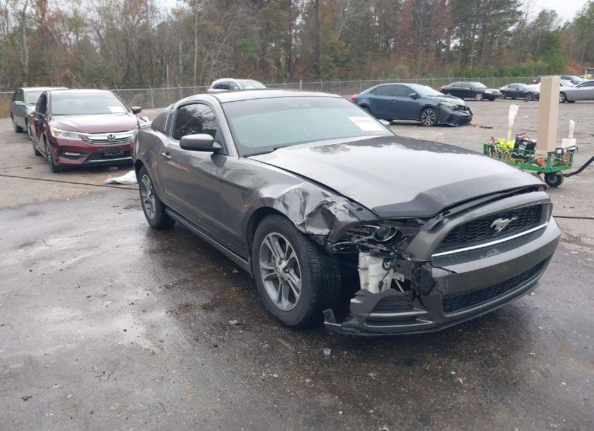 2014 Ford Mustang V6 PREMIUM (VIN 1ZVBP8AM2E5201328) main photo
