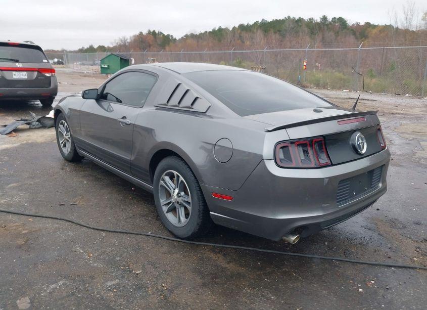 Photo 3 of 2014 Ford Mustang V6 PREMIUM (VIN 1ZVBP8AM2E5201328)