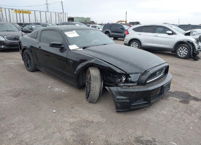 2014 Ford Mustang N/A (VIN 1ZVBP8AM2E5257947) main photo