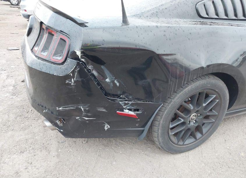 Photo 17 of 2014 Ford Mustang N/A (VIN 1ZVBP8AM2E5257947)