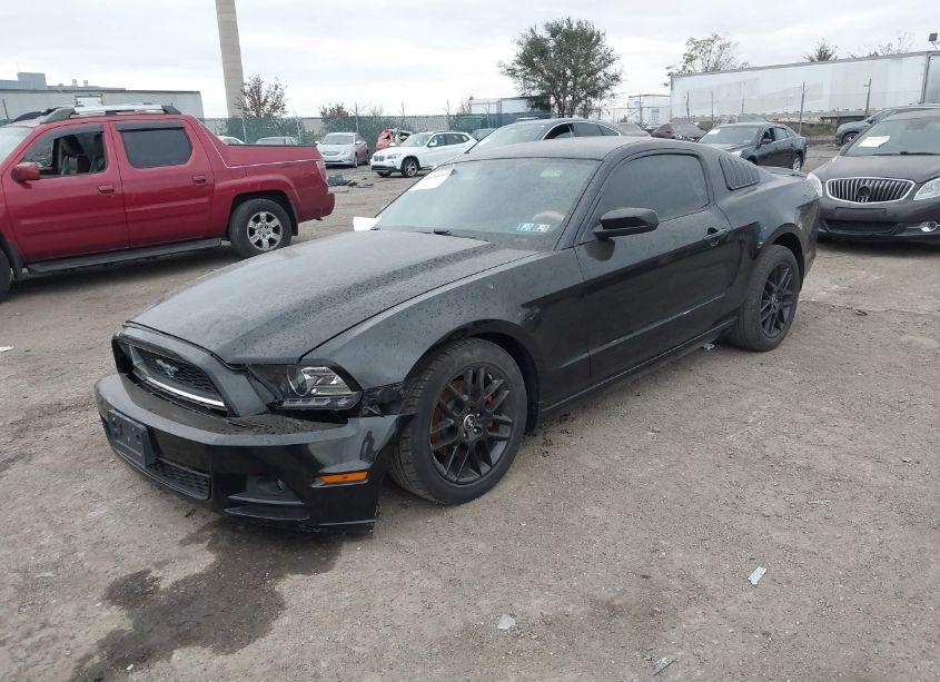 Photo 2 of 2014 Ford Mustang N/A (VIN 1ZVBP8AM2E5257947)