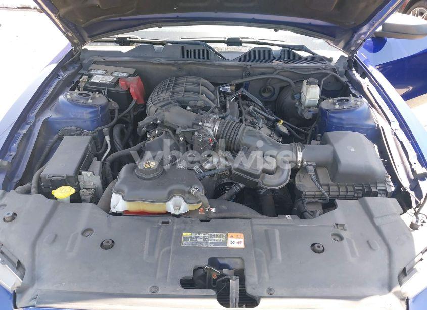 Photo 10 of 2014 Ford Mustang V6 (VIN 1ZVBP8AM2E5275266)