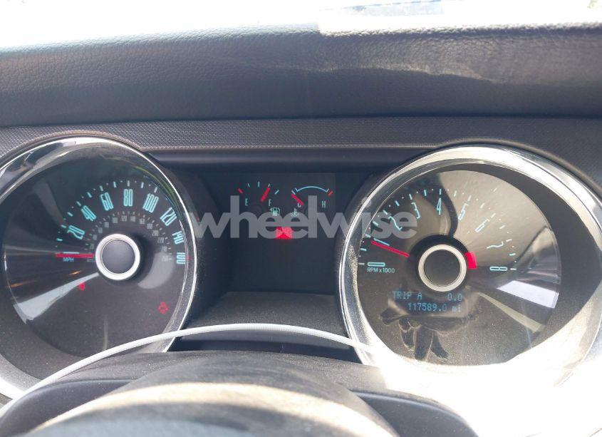 Photo 7 of 2014 Ford Mustang V6 (VIN 1ZVBP8AM2E5275266)