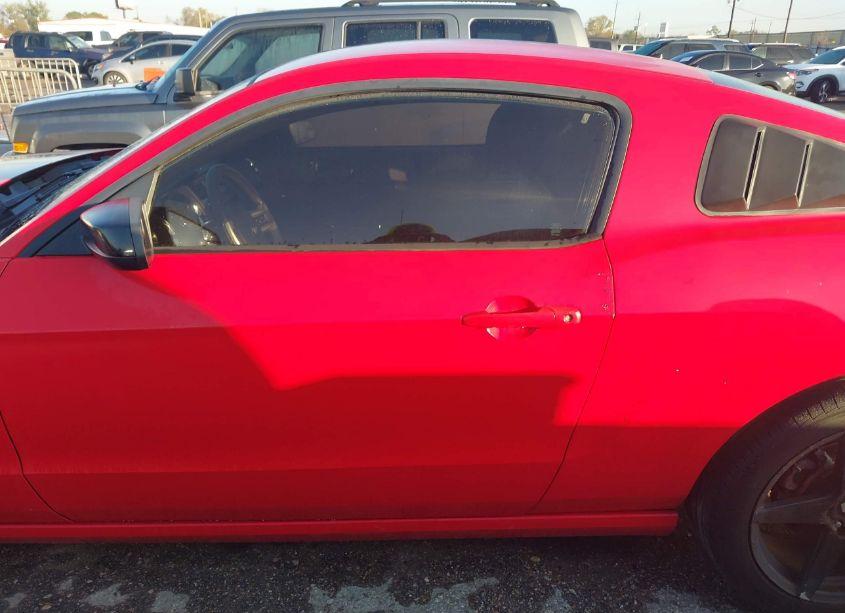 Photo 14 of 2014 Ford Mustang V6 (VIN 1ZVBP8AM2E5286851)