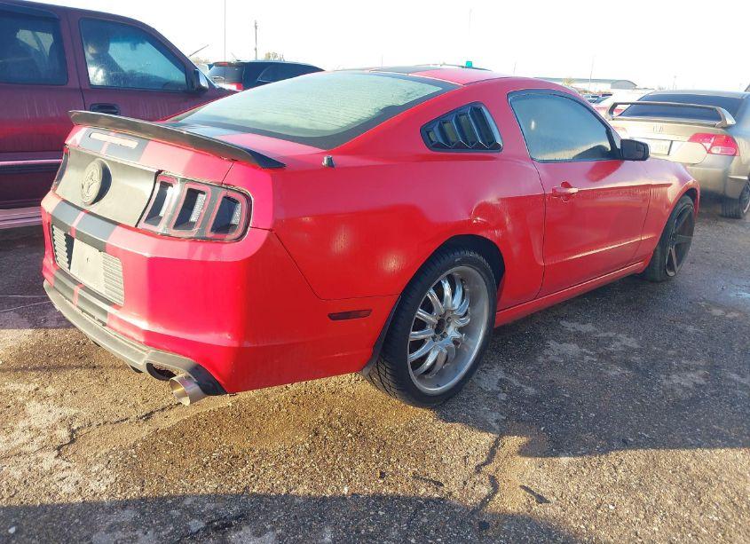 Photo 4 of 2014 Ford Mustang V6 (VIN 1ZVBP8AM2E5286851)