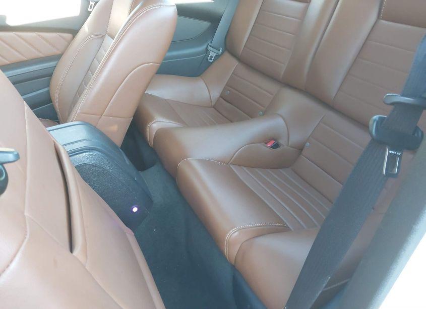 Photo 8 of 2014 Ford Mustang V6 PREMIUM (VIN 1ZVBP8AM2E5305060)