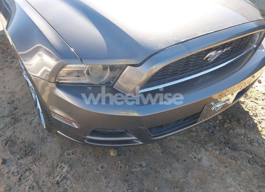 Photo 6 of 2014 Ford Mustang V6 (VIN 1ZVBP8AM2E5314664)
