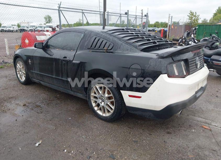 Photo 3 of 2011 Ford Mustang V6 PREMIUM (VIN 1ZVBP8AM3B5104618)