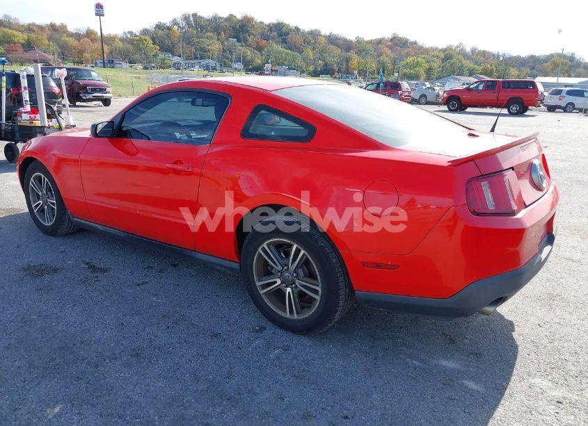 Photo 3 of 2011 Ford Mustang V6 PREMIUM (VIN 1ZVBP8AM3B5120818)