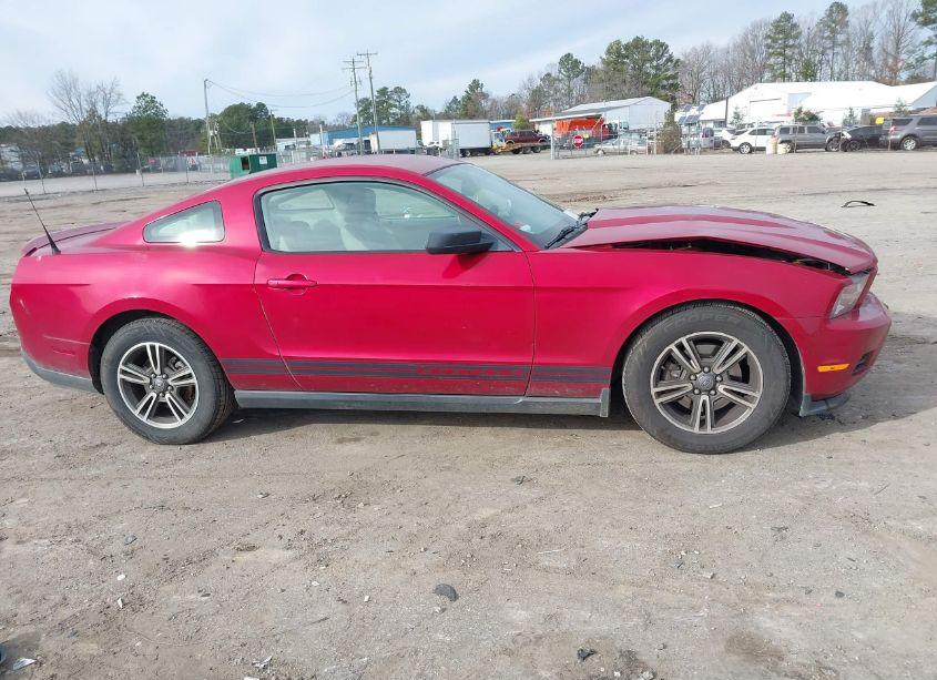 Photo 13 of 2011 Ford Mustang V6 PREMIUM (VIN 1ZVBP8AM3B5134914)