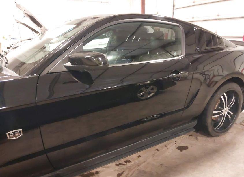 Photo 15 of 2011 Ford Mustang V6 PREMIUM (VIN 1ZVBP8AM3B5149459)