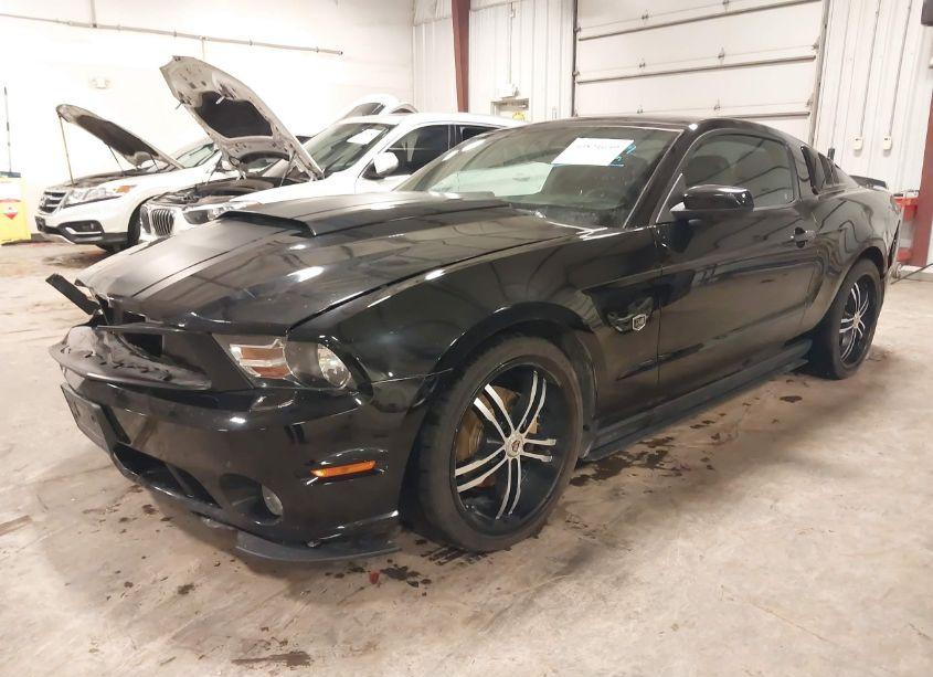Photo 2 of 2011 Ford Mustang V6 PREMIUM (VIN 1ZVBP8AM3B5149459)