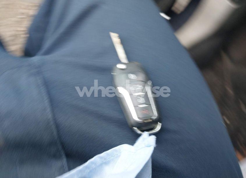 Photo 11 of 2011 Ford Mustang V6 PREMIUM (VIN 1ZVBP8AM3B5162082)