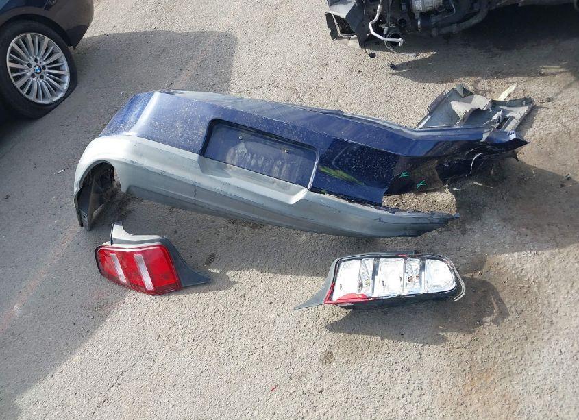 Photo 12 of 2012 Ford Mustang V6 PREMIUM (VIN 1ZVBP8AM3C5225084)