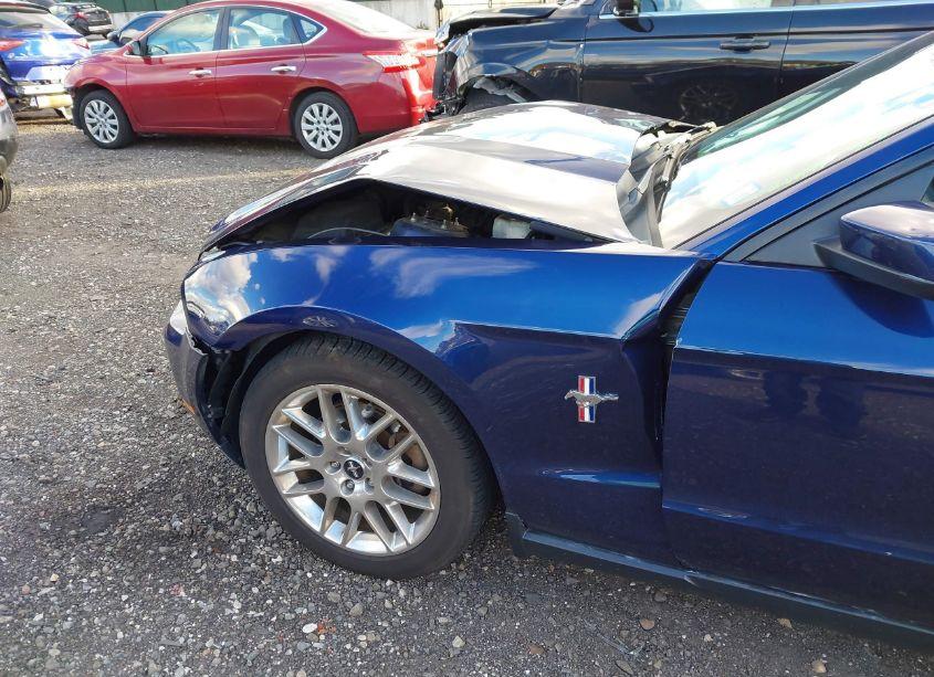 Photo 18 of 2012 Ford Mustang V6 PREMIUM (VIN 1ZVBP8AM3C5233685)