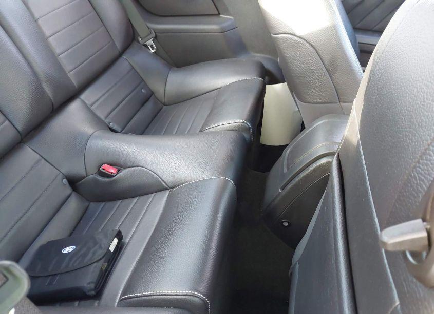 Photo 8 of 2012 Ford Mustang V6 PREMIUM (VIN 1ZVBP8AM3C5233685)