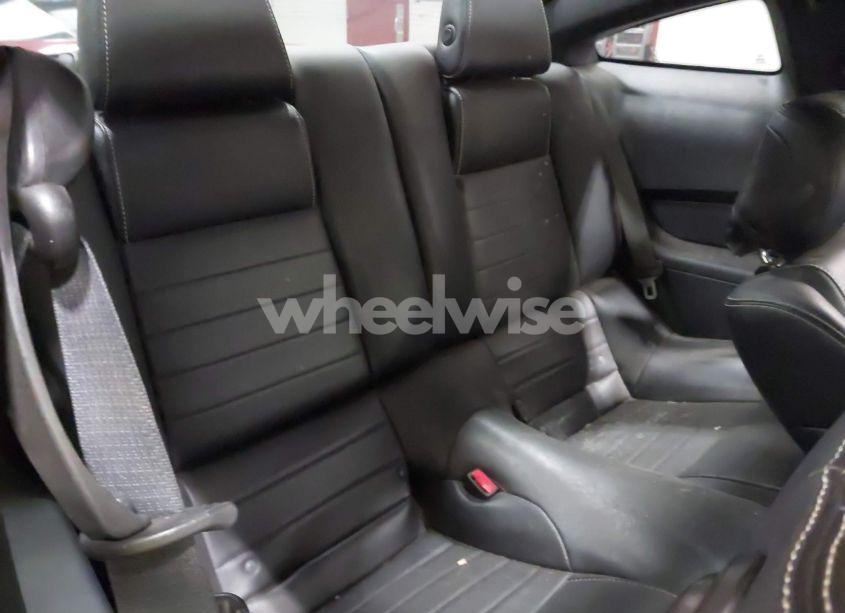 Photo 8 of 2012 Ford Mustang V6 PREMIUM (VIN 1ZVBP8AM3C5247909)