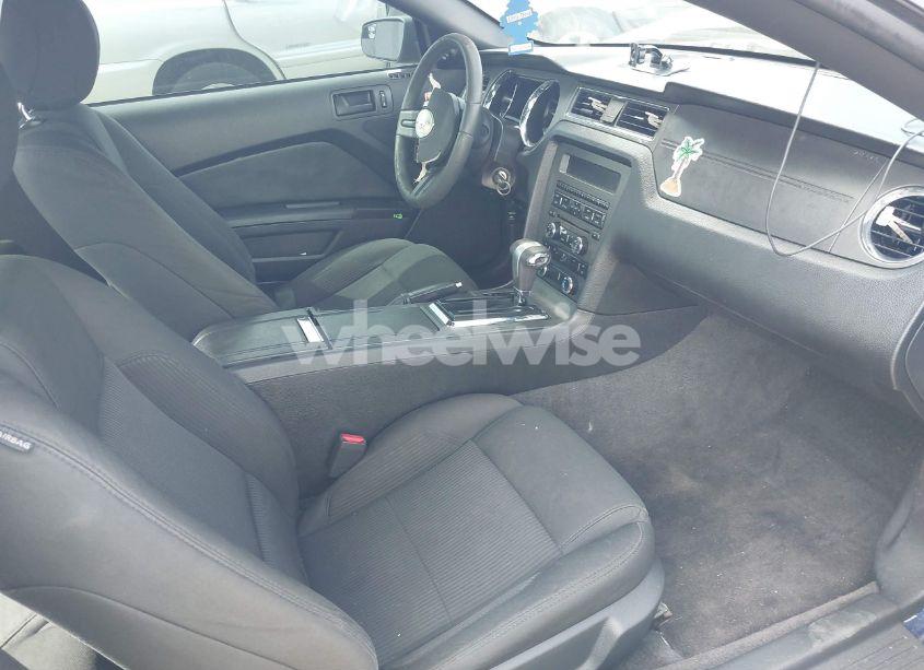 Photo 5 of 2012 Ford Mustang V6 (VIN 1ZVBP8AM3C5264516)