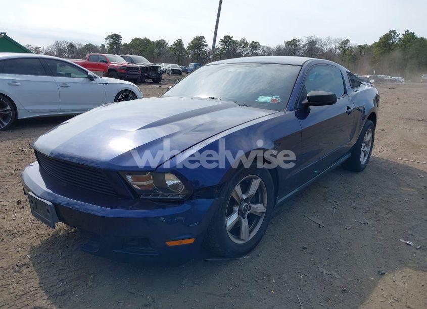 Photo 2 of 2012 Ford Mustang V6 (VIN 1ZVBP8AM3C5279954)