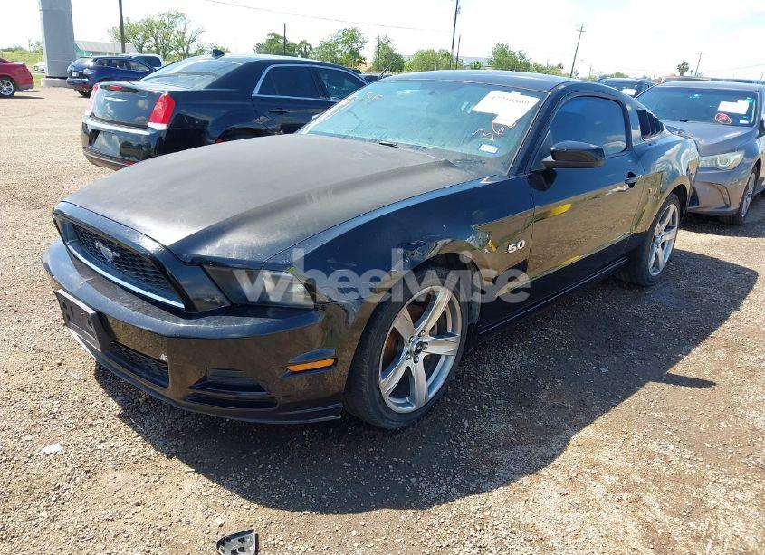Photo 2 of 2013 Ford Mustang V6 (VIN 1ZVBP8AM3D5244879)