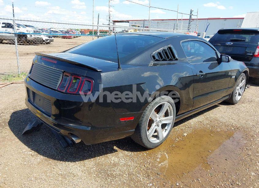 Photo 4 of 2013 Ford Mustang V6 (VIN 1ZVBP8AM3D5244879)