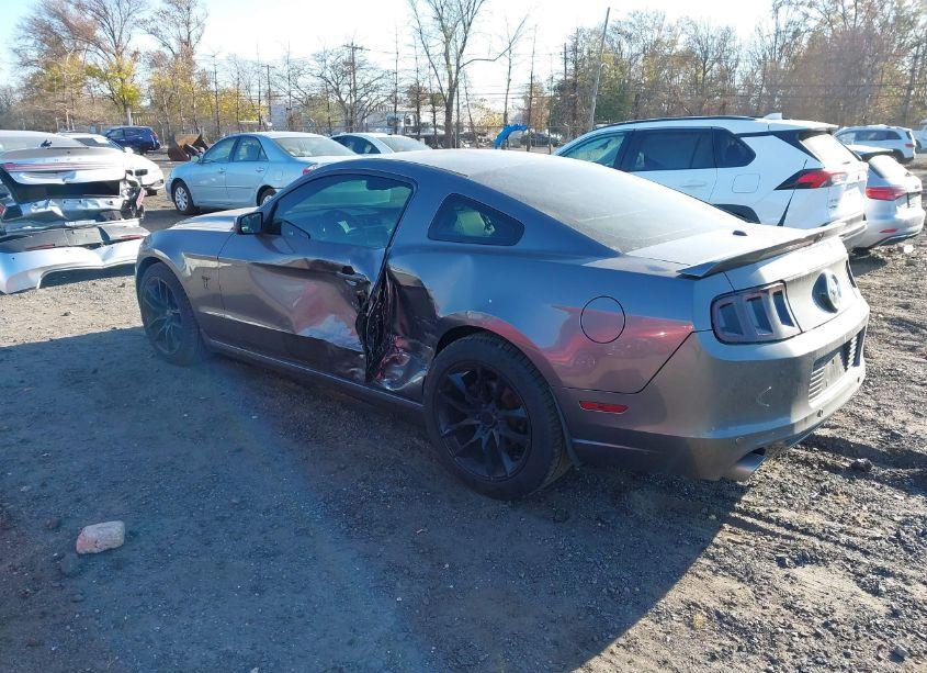 Photo 3 of 2014 Ford Mustang V6 PREMIUM (VIN 1ZVBP8AM3E5206523)
