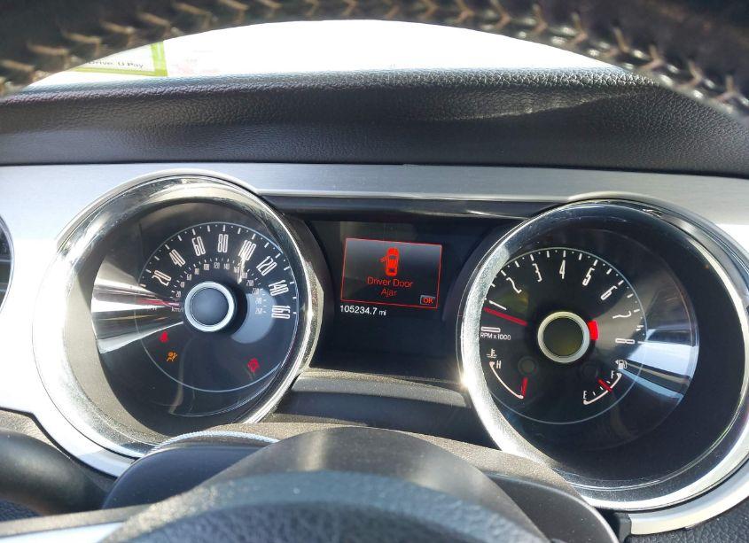 Photo 7 of 2014 Ford Mustang V6 PREMIUM (VIN 1ZVBP8AM3E5206523)