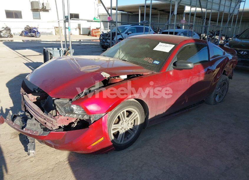 Photo 2 of 2014 Ford Mustang V6 (VIN 1ZVBP8AM3E5217196)