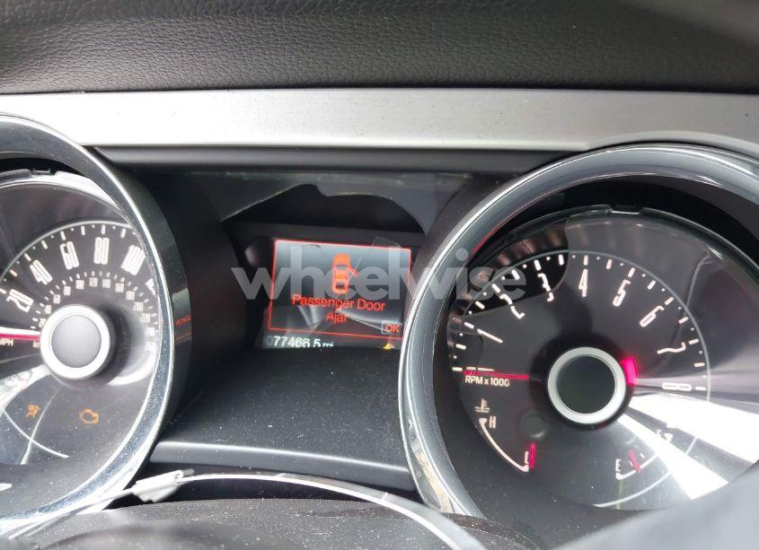 Photo 7 of 2014 Ford Mustang V6 PREMIUM (VIN 1ZVBP8AM3E5271971)