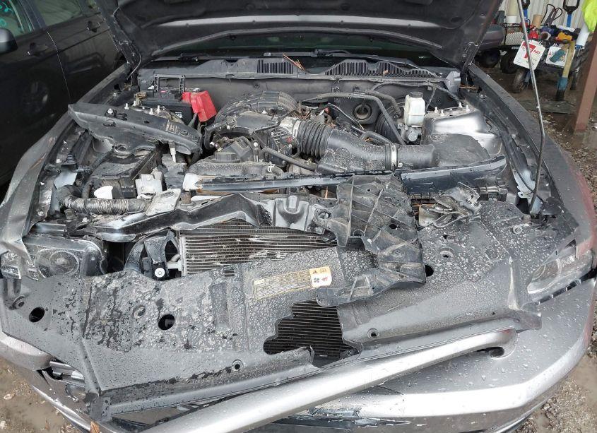 Photo 10 of 2014 Ford Mustang V6 (VIN 1ZVBP8AM3E5332042)