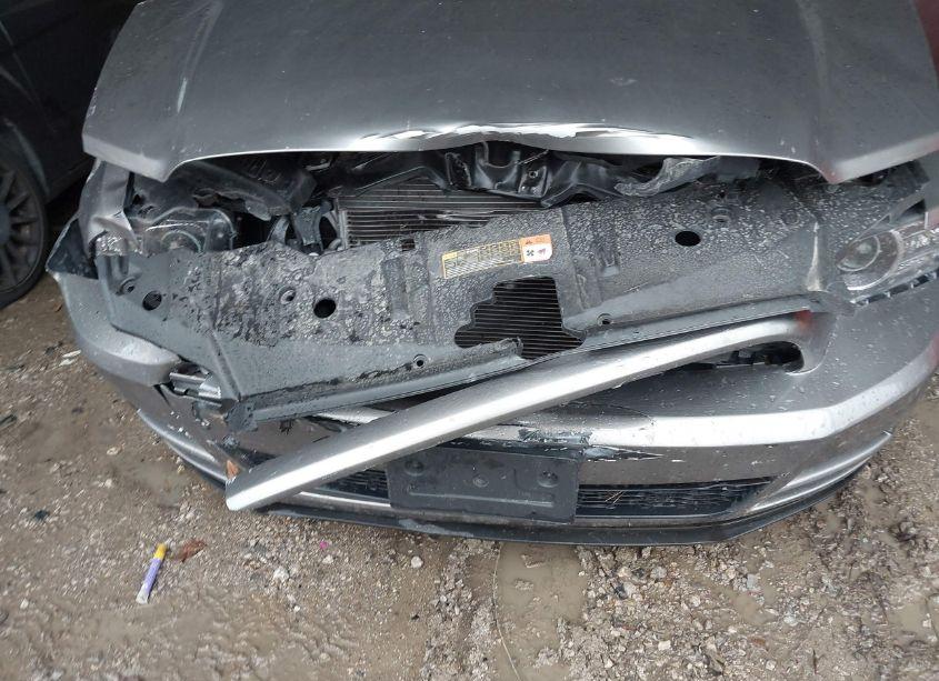 Photo 6 of 2014 Ford Mustang V6 (VIN 1ZVBP8AM3E5332042)
