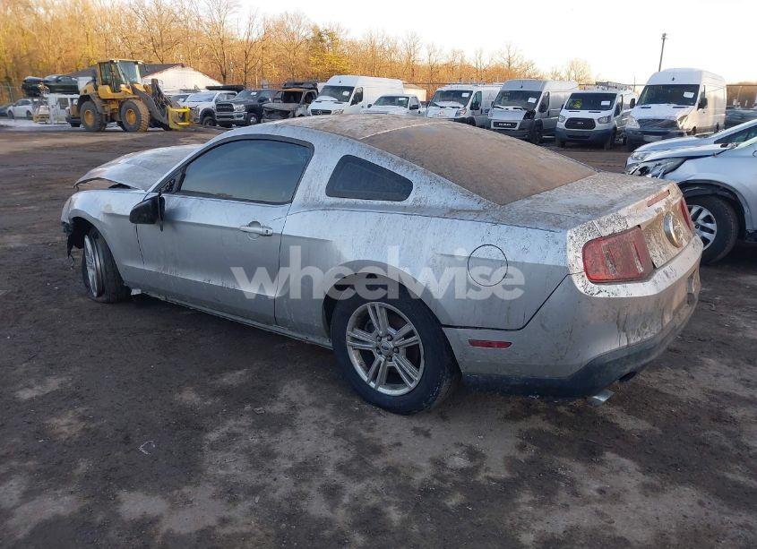 Photo 3 of 2012 Ford Mustang V6 (VIN 1ZVBP8AM4C5206950)