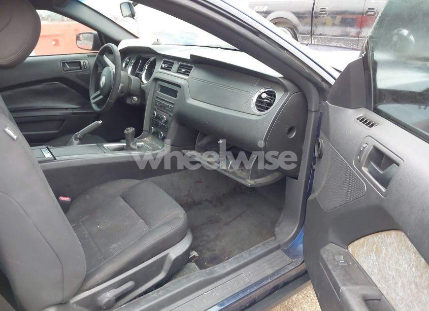 Photo 5 of 2012 Ford Mustang V6 (VIN 1ZVBP8AM4C5245151)