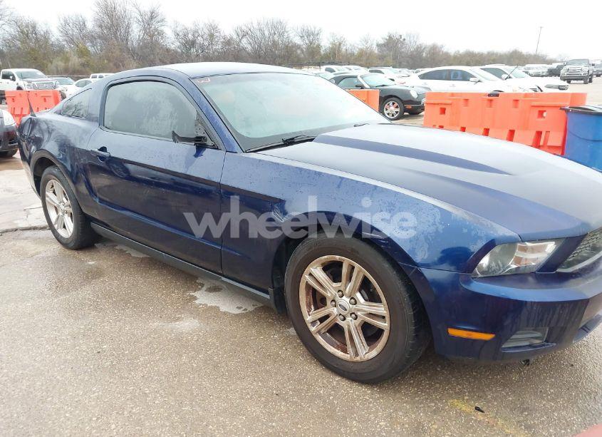 Photo 6 of 2012 Ford Mustang V6 (VIN 1ZVBP8AM4C5245151)
