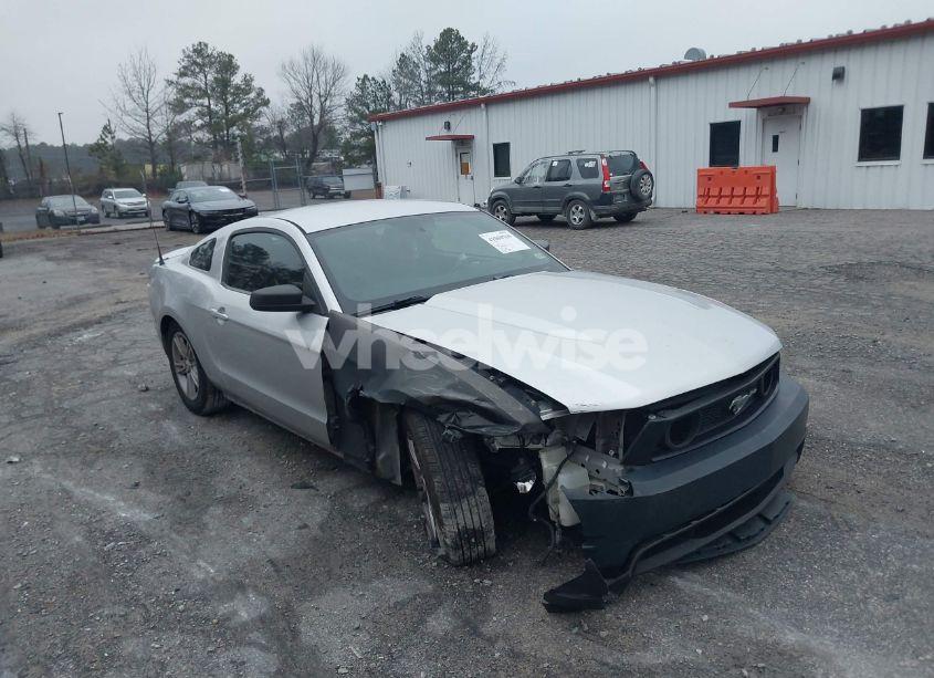 2012 Ford Mustang V6 (VIN 1ZVBP8AM4C5281440) main photo