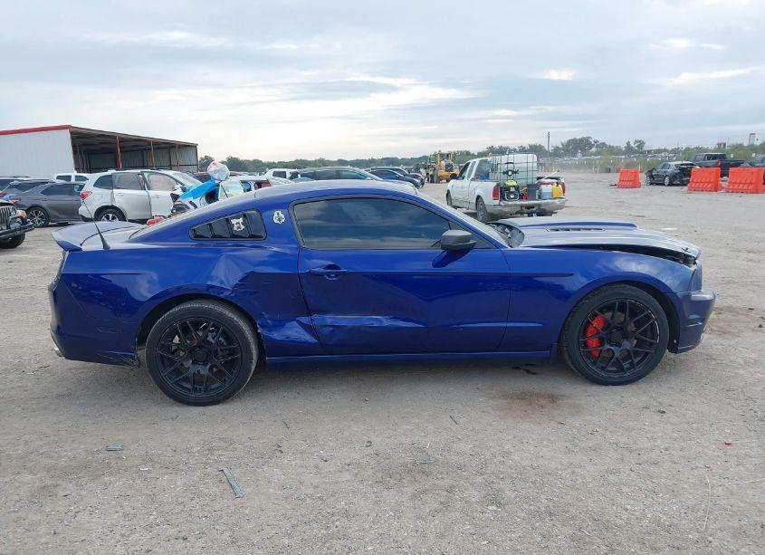 Photo 13 of 2013 Ford Mustang V6 (VIN 1ZVBP8AM4D5260864)