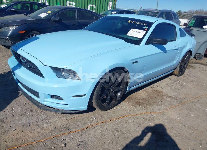 Photo 2 of 2013 Ford Mustang V6 (VIN 1ZVBP8AM4D5265627)