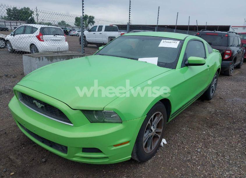 Photo 2 of 2014 Ford Mustang V6 PREMIUM (VIN 1ZVBP8AM4E5232466)