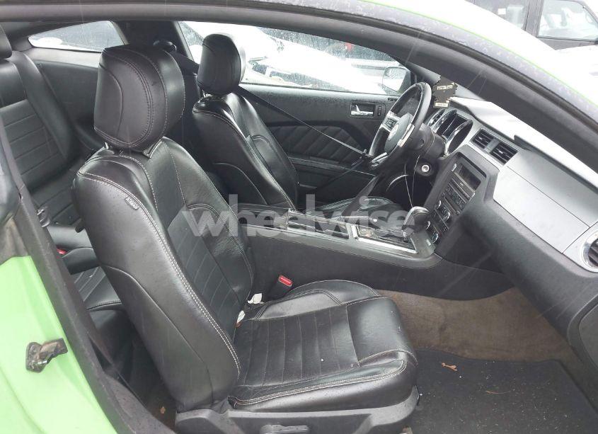 Photo 5 of 2014 Ford Mustang V6 PREMIUM (VIN 1ZVBP8AM4E5232466)